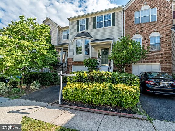 2nd image of 6861 Kerrywood Cir