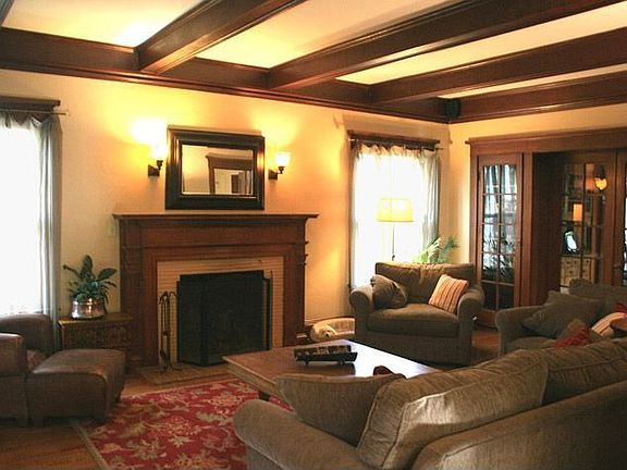 Living Room w/Oak floors