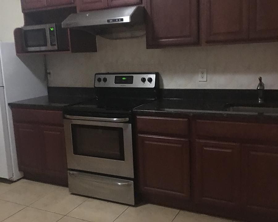 1st image of 1316 W Girard Ave #B