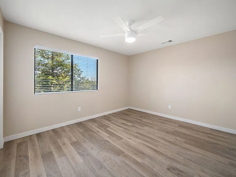 180 Brisco Rd — Photo 27