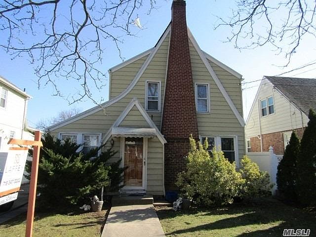 1st image of 25718 87th Ave