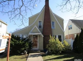 25718 87th Ave, Floral Park, NY 11001