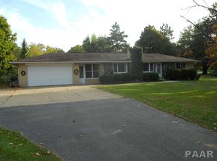 1500 W Cedar Hills Dr, Dunlap, IL 61525