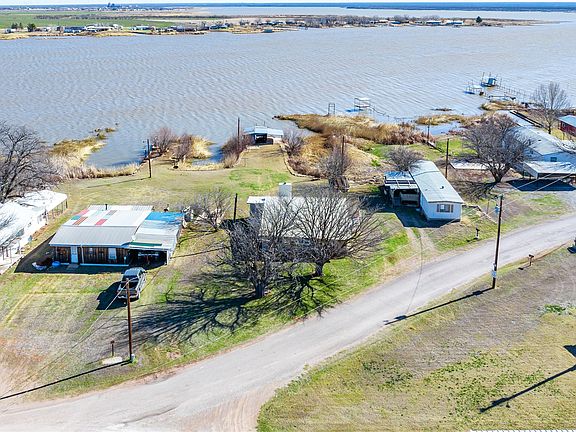 3rd image of 1375 Vedas Camp Rd