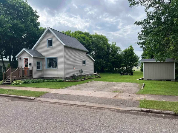 712 Wabash St, Ishpeming, MI 49849