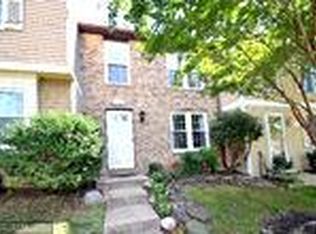 1665 Sierra Woods Ct, Reston, VA 20194