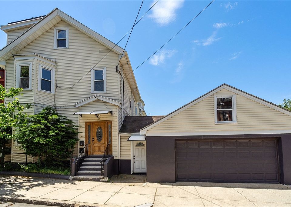 1st image of 10 Orange St