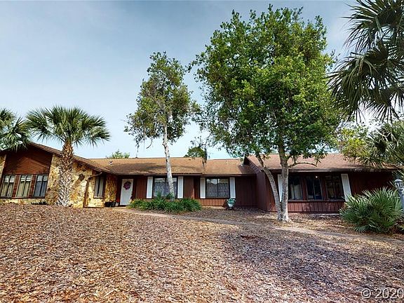 5th image of 1055 Red Maple Way