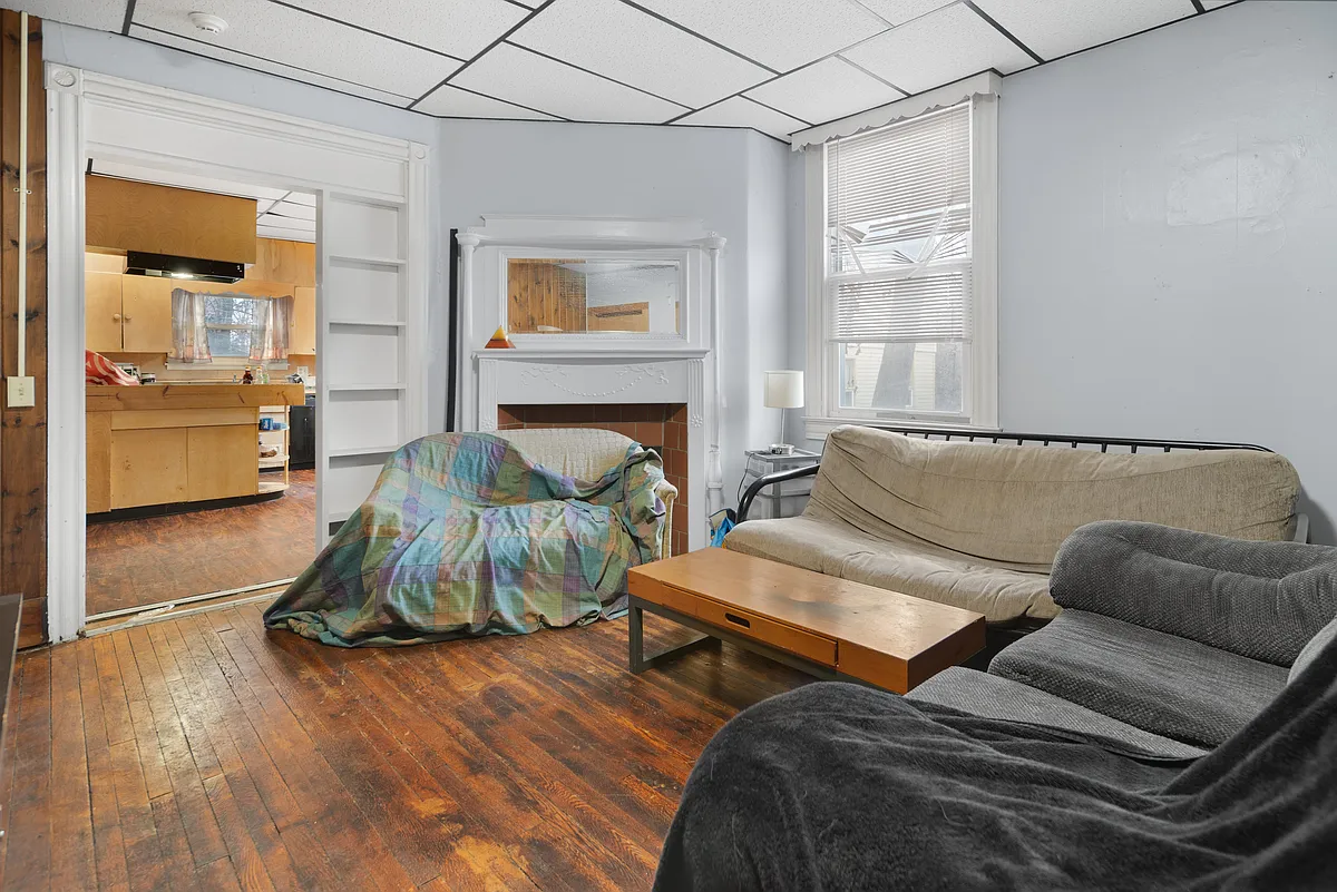 Building Photo - 410 Stewart Ave #2