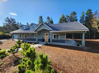 1 Bonnett Way, Florence, OR 97439