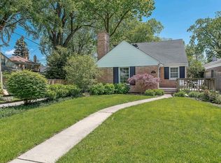306 Lawndale St, Wilmette, IL