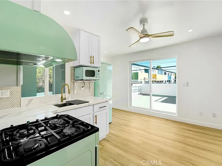 1146 West Blvd #1/3 — Photo 4