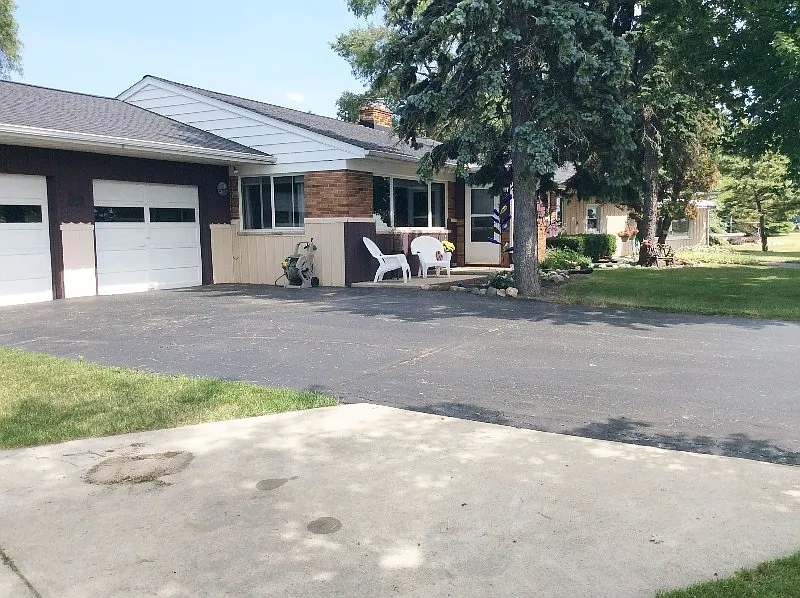 1717 S Tuscola Rd photo 1