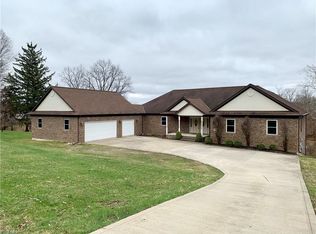 10610 Johnnycake Ridge Rd, Concord Township, OH 44077