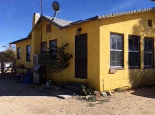 10433 Baker Rd #A & B, Lucerne Valley, CA 92356