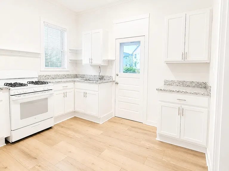 549 Stanton St #549 — Photo 9