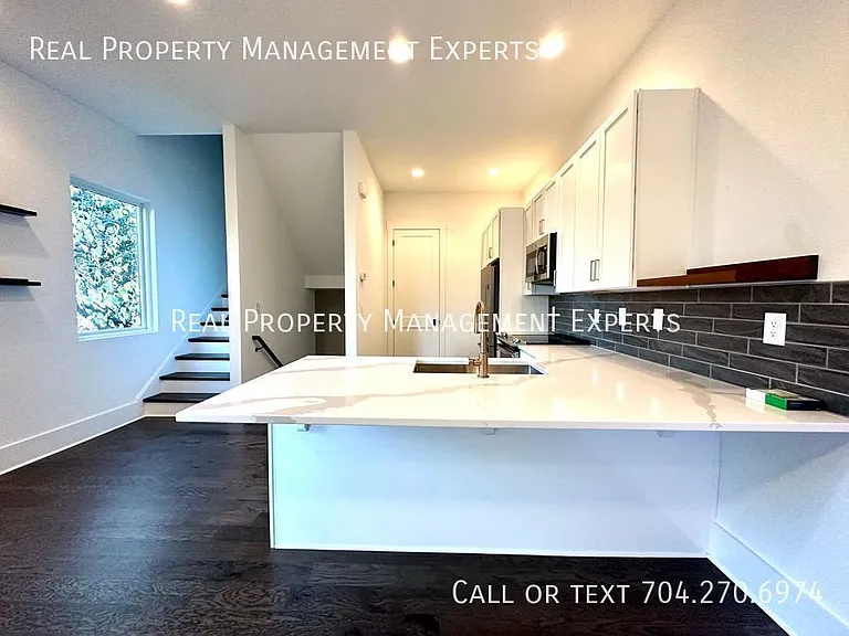 1004 Margaret Brown St #C — Photo 4