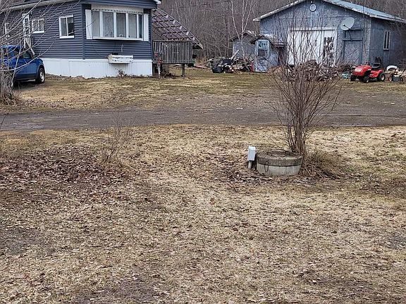 3rd image of 135 Martin Rd