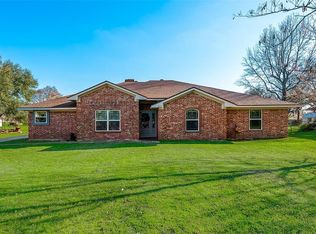202 Romeo Rd, Teague, TX 75860