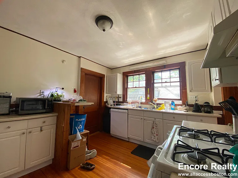 8 Worthington St #2 — Photo 5