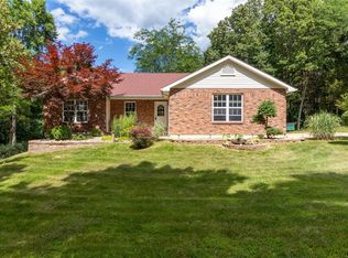 902 Fox Glen Rd, Hillsboro, MO 63050