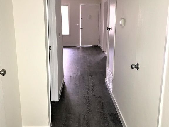 3rd image of 134 E Palmdale Ave #2