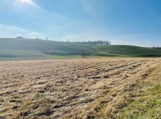 8588 Sugarcreek Rd NW, Sugarcreek, OH 44681