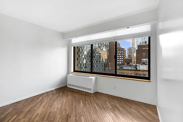 Rented by Compass | media 22