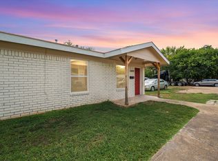 208 Hosack St APT B, Arlington, TX 76010
