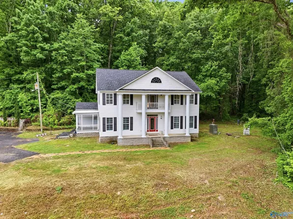 480 Mountain Oak Trl, Somerville, AL 35670