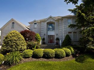 21 Rons Edge Rd, Springfield, NJ 07081