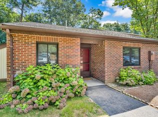29 Highwood Dr #29, Franklin, MA 02038