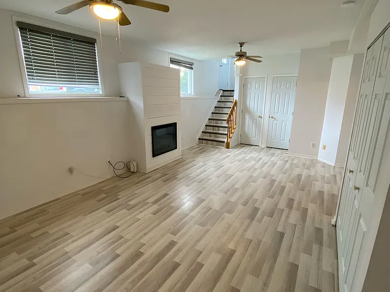 239 Stiver St #B — Photo 6