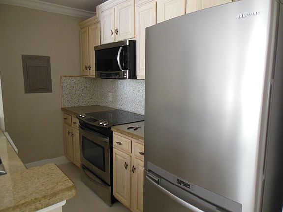 5th image of 1745 Palm Cove Boulevard #3-204