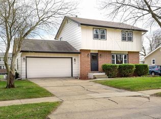 220 Christopher Ave, Waukee, IA 50263
