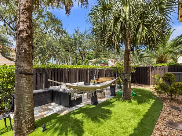 3802 SW 170th Ave, Miramar, FL 33027