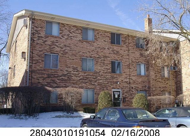 1st image of 13956 Waterbury Dr #906