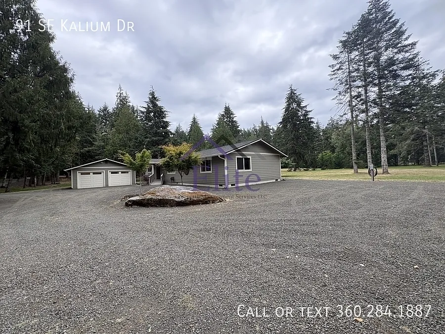 3 bed, 1929 sqft, $2,700 — Photo 2