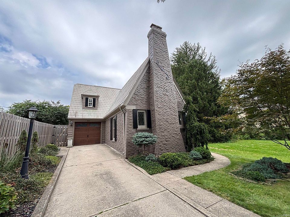 1st image of 2611 Terrace Rd