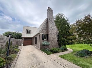 2611 Terrace Rd, Fort Wayne, IN 46805