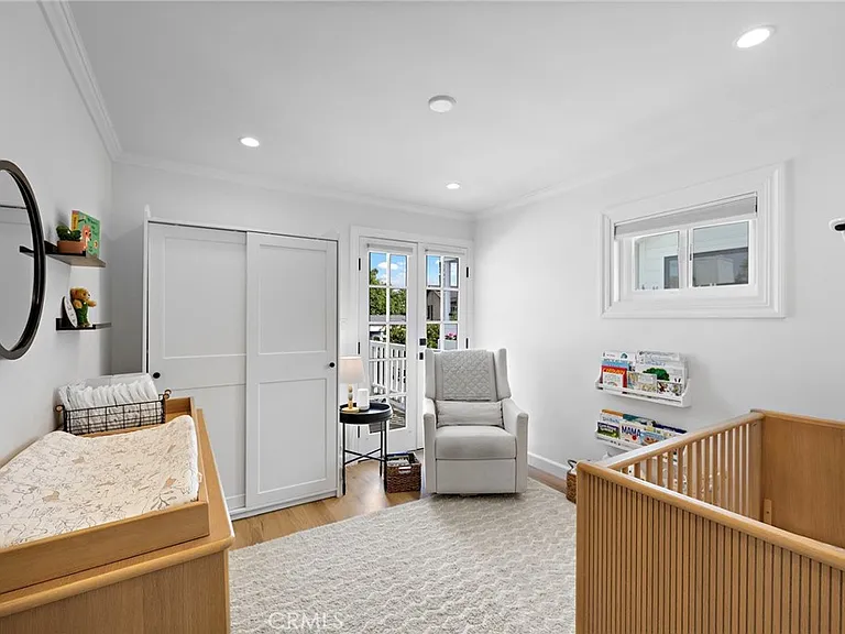 226 La Jolla Dr — Photo 21
