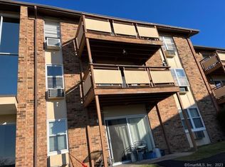 45 Jefferson Rd UNIT 6-7, Branford, CT 06405