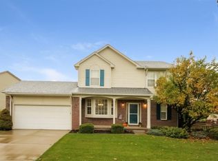 4425 Woodstream Dr, Ypsilanti, MI 48197
