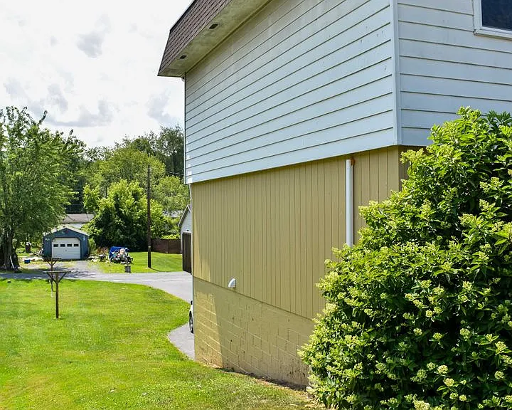 311 E Central Ave — Photo 44