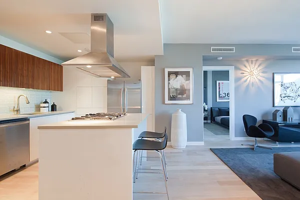 Rented by aptsandlofts.com | media 42