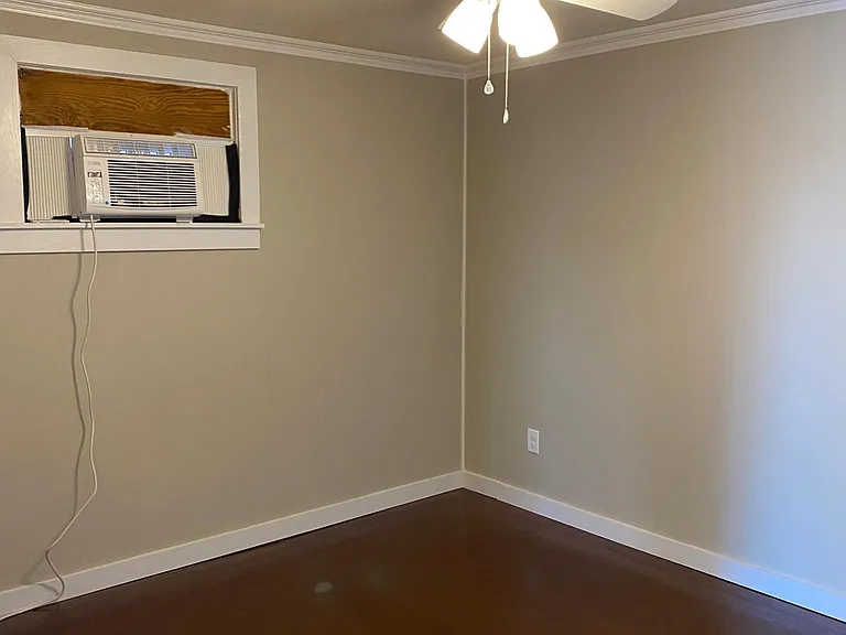 421 Harding St #D — Photo 3