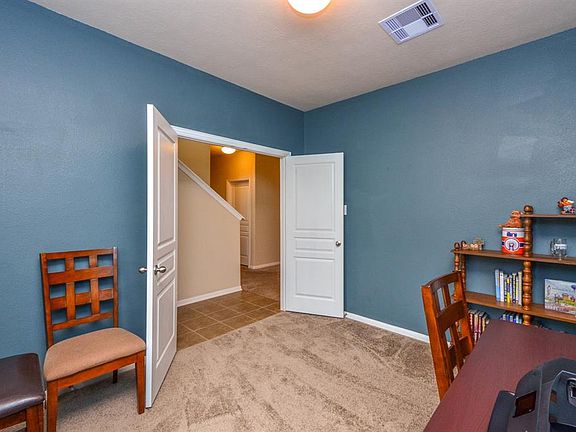 4th image of 8203 Malago Point Dr