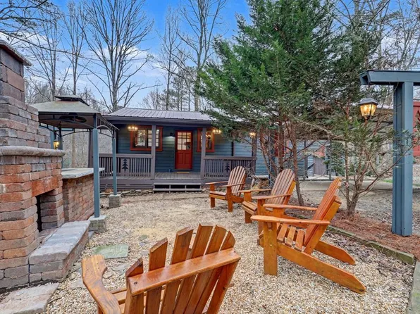 150 Summit St, Ellijay, GA 30540