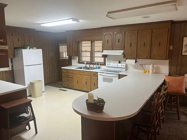 1610 Caines Landing Rd — Photo 9