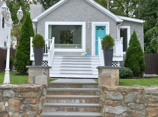 13 Darien Rd, New Fairfield, CT 06812